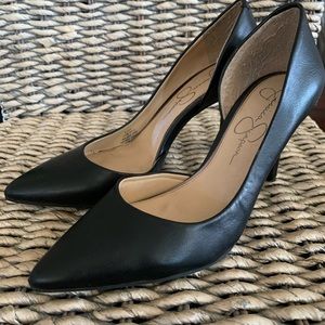 Jessica Simpson D’Orsay Black Pumps